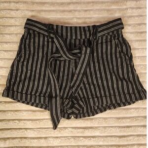 Rewash Black White Stripe Paperbag‎ Waist Tie Shorts Size S boho